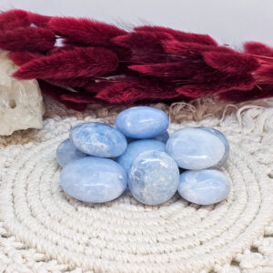 Galet Calcite bleue