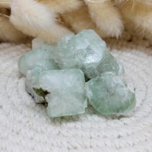 Apophyllite verte